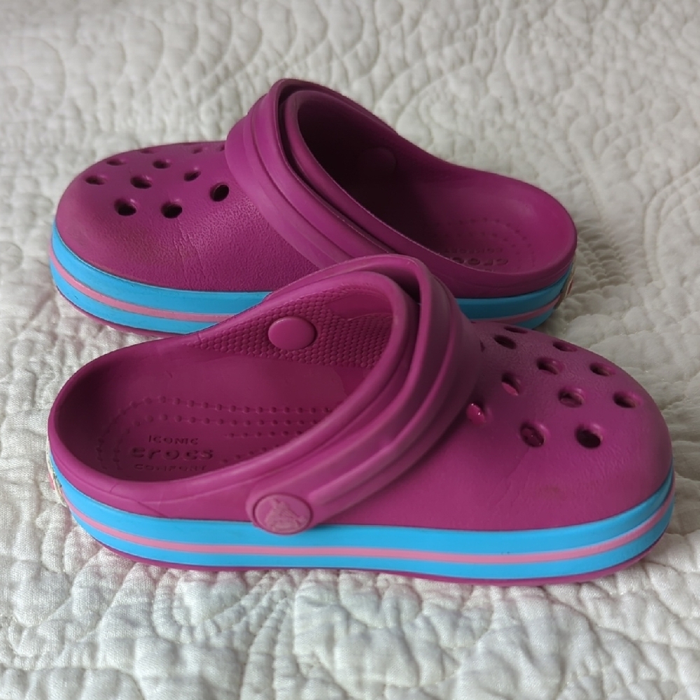 CROCS Kids Magenta and Blue Clogs - Picture 6 of 7